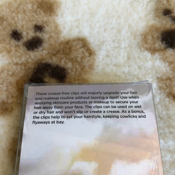 *NIB* Crease-Free Hair Clips with Checkered Teddy Bears (Set of 4) - Picture 5 of 5